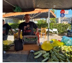 Βιώσιμη διαχείριση οπωροκηπευτικών στις λαϊκές στο πλαίσιο του ευρωπαϊκού προγράμματος ToNoWaste image00003